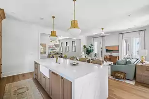 303 Queens Ct, Mount Pleasant, SC 29464 - Photo 13