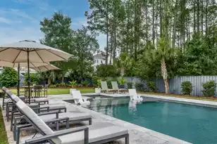 1531 Lakeshore Dr N, Mount Pleasant, SC 29466 - Photo 65