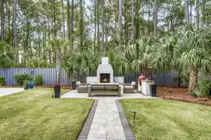 1531 Lakeshore Dr N, Mount Pleasant, SC 29466 - Photo 73