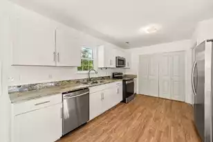 1006 Fiall St, Charleston, SC 29407 - Photo 13