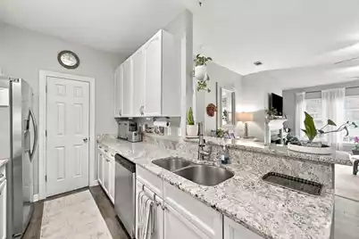 1693 Camfield Lane, Mount Pleasant, SC 29466 - Photo 13