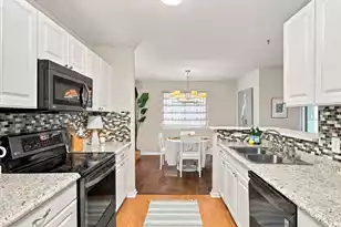 1184 Village Creek Ln, Mount Pleasant, SC 29464 - Photo 7