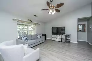 9832 Stockport Cir, Summerville, SC 29485 - Photo 5