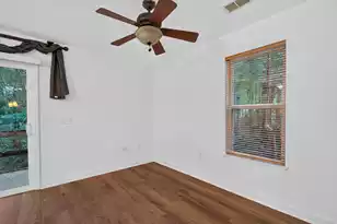2862 Mackenzie Ct, Mount Pleasant, SC 29466 - Photo 11