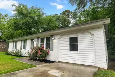 120 Lisa Drive, Summerville, SC 29485 - Photo 3