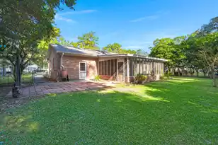 303 Hutson Dr, Summerville, SC 29483 - Photo 23