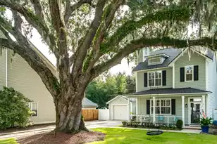 2405 Fulford Ct, Mount Pleasant, SC 29466 - Photo 1