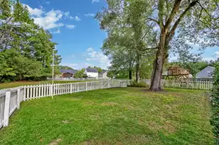 1144 Ole Oak Dr, Charleston, SC 29492 - Photo 11