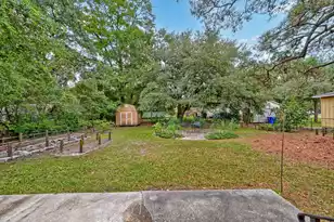 4329 Paramount Dr, North Charleston, SC 29405 - Photo 7