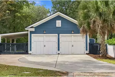 1505 Lindsey Creek Drive, Mount Pleasant, SC 29466 - Photo 3