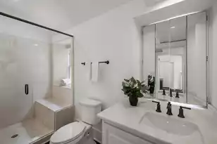 8 1/2 Elliott St, Charleston, SC 29401 - Photo 15