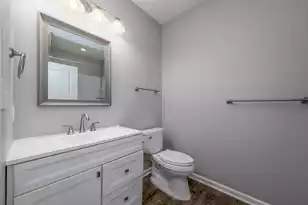 300 Bucksley Ln, Charleston, SC 29492 - Photo 19