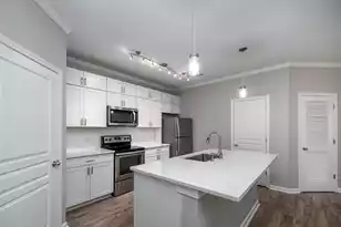 300 Bucksley Ln, Charleston, SC 29492 - Photo 5