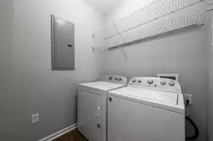 300 Bucksley Ln, Charleston, SC 29492 - Photo 23