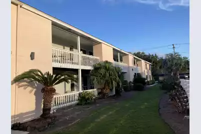 2057 Middle Street #Apt 5, Sullivans Island, SC 29482 - Photo 1