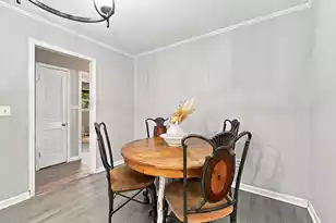 109 Walnut Circle E, Summerville, SC 29485 - Photo 9