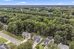 169 Historic Dr, Mount Pleasant, SC 29464 - Photo 3