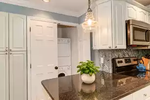 29 Twin Oaks Ln, Isle Of Palms, SC 29451 - Photo 11