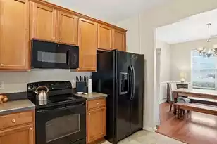 905 Hemingway Cir, Summerville, SC 29483 - Photo 5