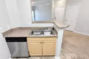 1300 Park West Blvd, Mount Pleasant, SC 29466 - Photo 11