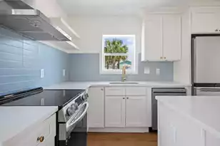 36 Isabella St, Charleston, SC 29403 - Photo 7