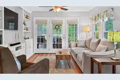 526 Pointe Of Oaks Road, Summerville, SC 29485 - Photo 5