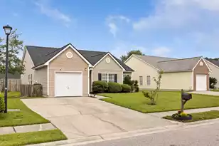 110 Delafield Dr, Summerville, SC 29483 - Photo 3