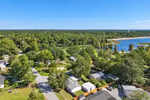 401 Dubois St, Bonneau, SC 29431 - Photo 3