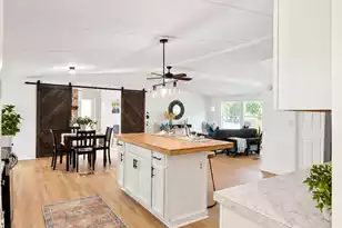 401 Dubois St, Bonneau, SC 29431 - Photo 13