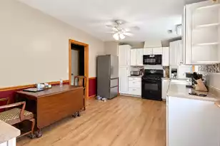419 Forest Cir, Summerville, SC 29483 - Photo 13