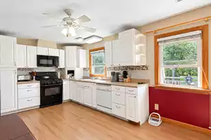 419 Forest Cir, Summerville, SC 29483 - Photo 11