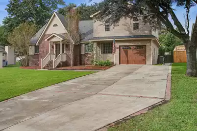 1016 Holcombe Road, Hanahan, SC 29410 - Photo 3