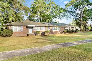 377 Washington St, Ehrhardt, SC 29081 - Photo 1