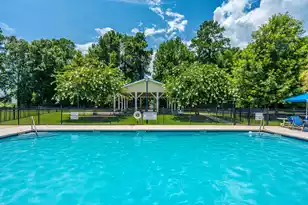 129 Historic Dr, Mount Pleasant, SC 29464 - Photo 35
