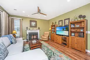 129 Historic Dr, Mount Pleasant, SC 29464 - Photo 11
