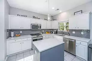 129 Historic Dr, Mount Pleasant, SC 29464 - Photo 7