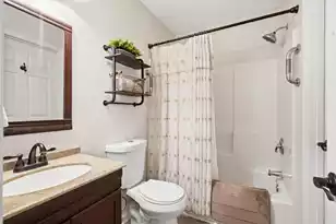 1376 Pinnacle Ln, Charleston, SC 29412 - Photo 19