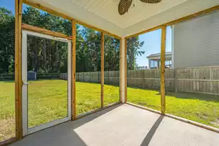 573 Spanish Wells Rd, Summerville, SC 29486 - Photo 35