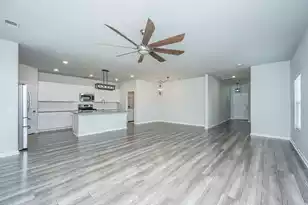 573 Spanish Wells Rd, Summerville, SC 29486 - Photo 11