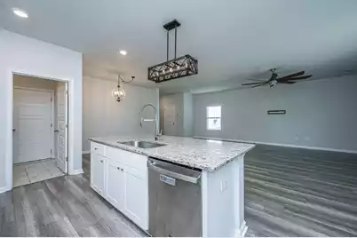 573 Spanish Wells Road, Summerville, SC 29486 - Photo 9