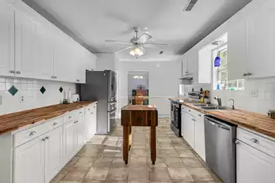 299 Gallashaw Road, Summerville, SC 29483 - Photo 9
