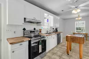 299 Gallashaw Rd, Summerville, SC 29483 - Photo 11