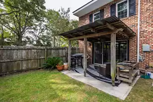413 Carriage Ln, Mount Pleasant, SC 29464 - Photo 35