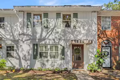 722 Harbor Lane, Mount Pleasant, SC 29464 - Photo 1