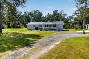 389 Maggie Rd, Mount Pleasant, SC 29464 - Photo 39