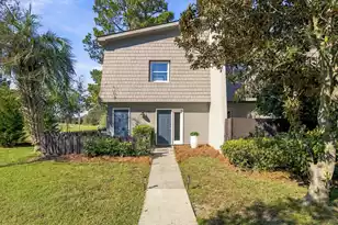 801 Ventura Pl, Mount Pleasant, SC 29464 - Photo 9