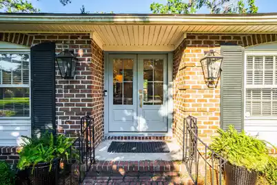 1381 Vagabond Lane E, Mount Pleasant, SC 29464 - Photo 7
