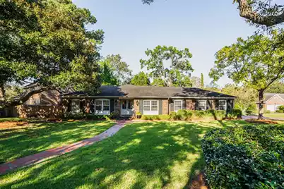 1381 Vagabond Lane E, Mount Pleasant, SC 29464 - Photo 5