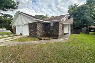 7794 McKnight Dr, North Charleston, SC 29418 - Photo 1