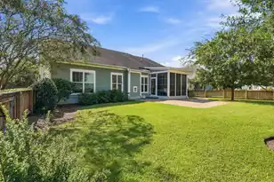 190 Carolinian Dr, Summerville, SC 29485 - Photo 37